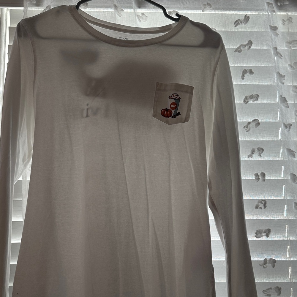 Vineyard Vines White Long Sleeve with Navy Whale and fall pumpkins/coffee - Picture 2 of 2